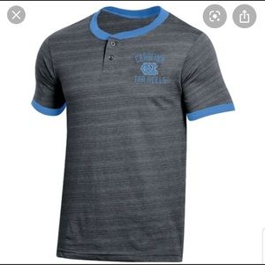 Men’s Russell Athletics UNC Tar Heels shirt